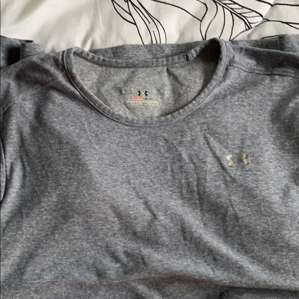 Under Armour women’s medium.